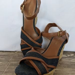 Montego Bay Club Platform Sandals Size 11